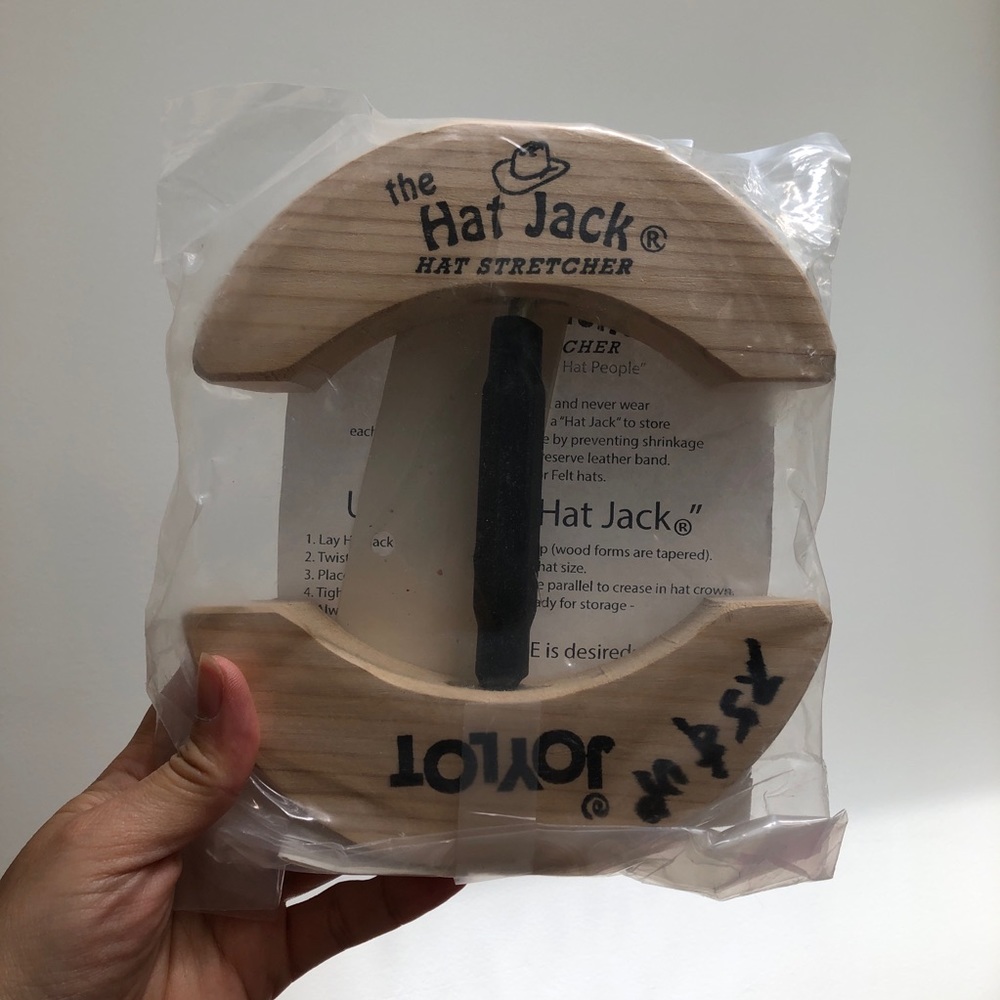 Hat Stretcher